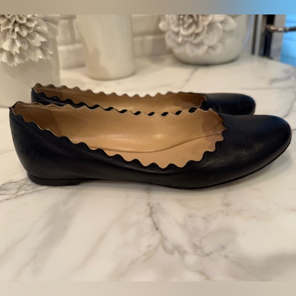 Chloe Black Scalloped Flats - Picture 1 of 5